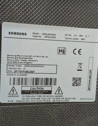 Televisión Samsung Negra UE32J4000