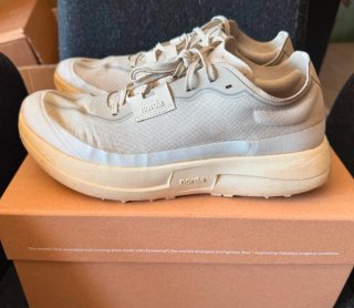 Norda 005 Talla 44.5 Beige/Gris