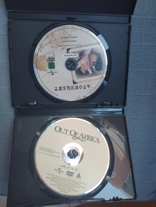 2 Películas DVD: Expiación y Memorias de África