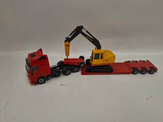 Camión Volvo y Góndola Joal