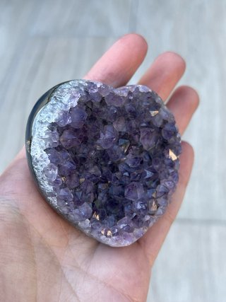 Corazón de Amatista Geoda