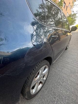 Peugeot 3008 2010