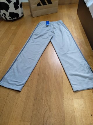 Pantalón Adidas Firebird JP2538 Gris Nuevo
