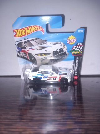 Hot Wheels BMW M4 GT3 2026 5/10