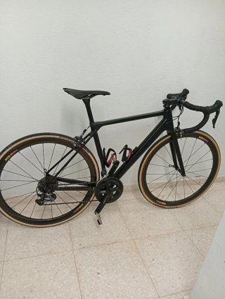 Bici carretera carbono ultraligera