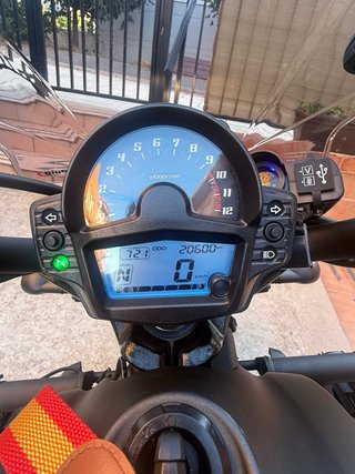 Kawasaki Vulcan S Negra