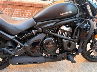 Kawasaki Vulcan S Negra