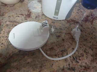 Hervidor de agua 1.7L blanco y gris
