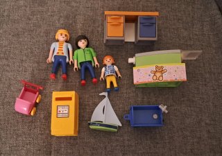 Lote Playmobil con figuras y accesorios