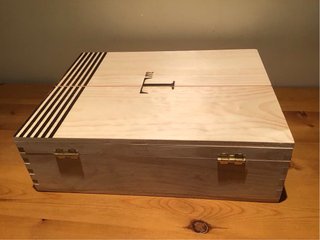 Baúl caja de madera