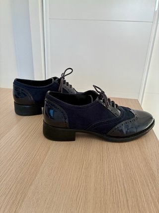 Zapatos Brogue azul marino