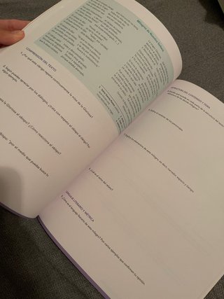 Libros de lengua castellana de primero de bachi.