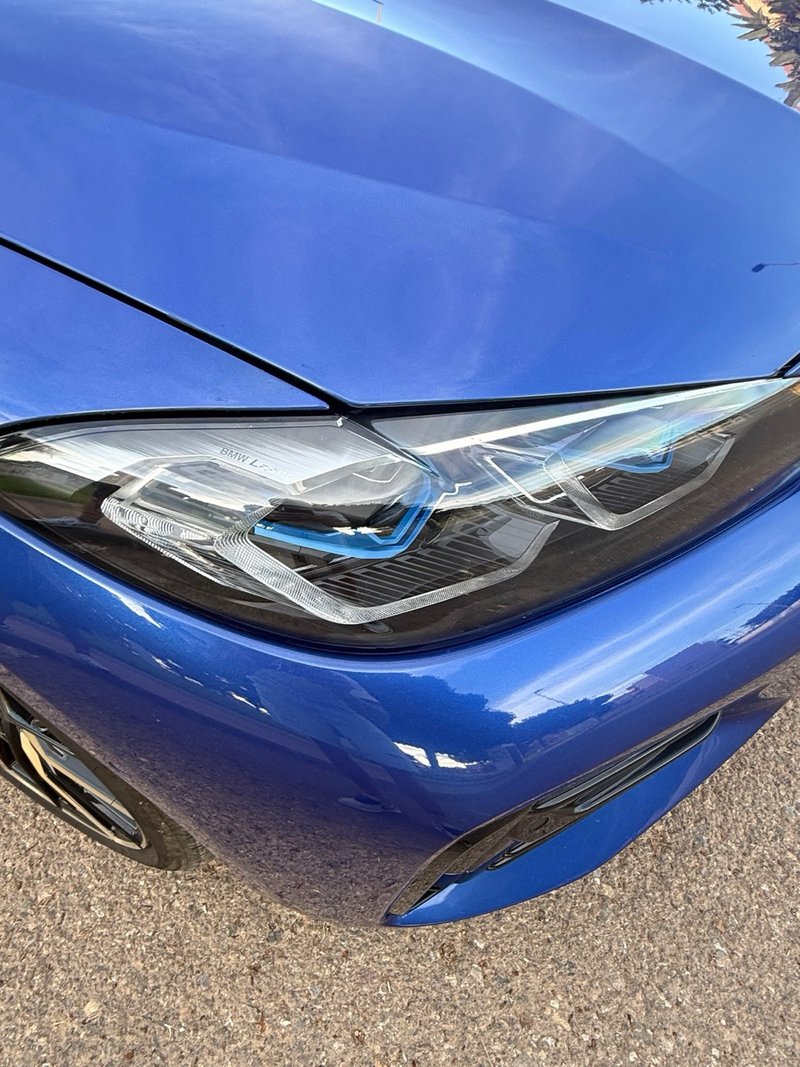 BMW i4 2022, foto 25