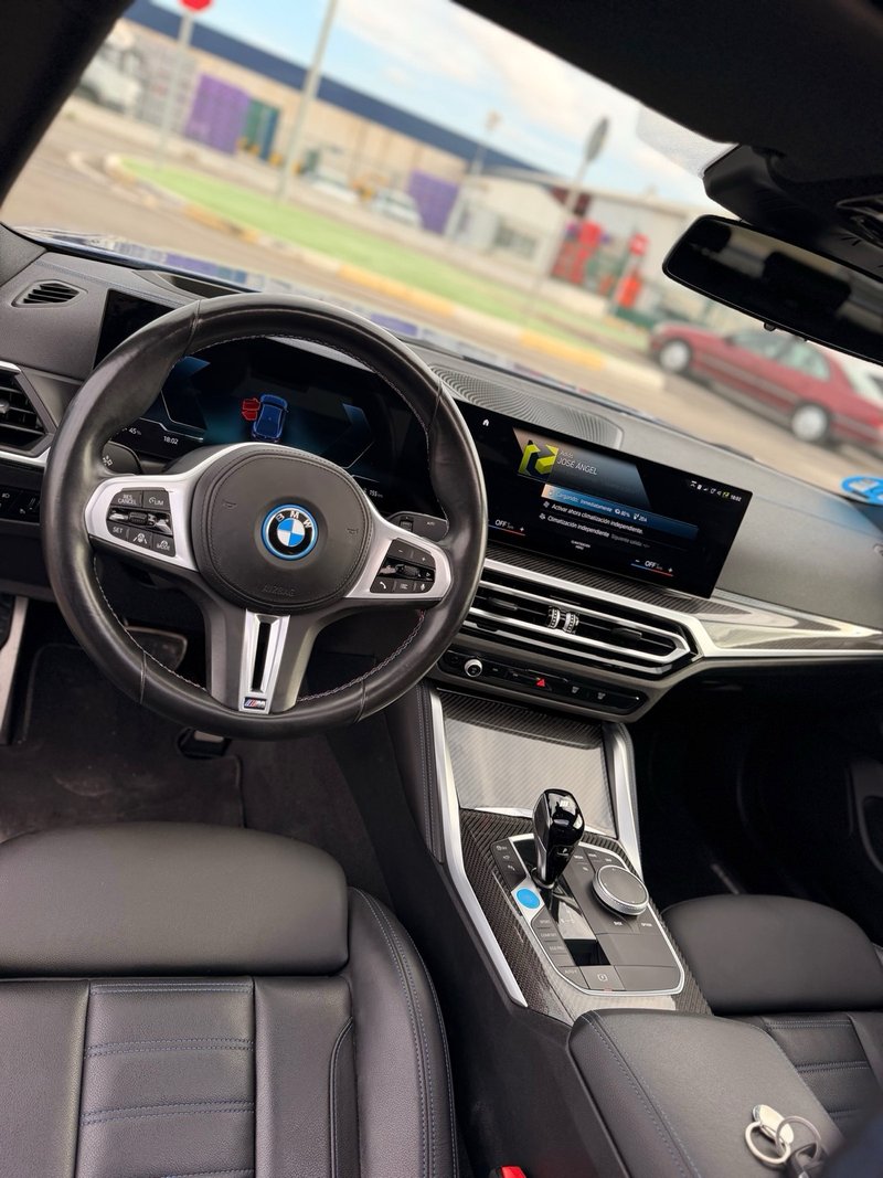 BMW i4 2022, foto 7