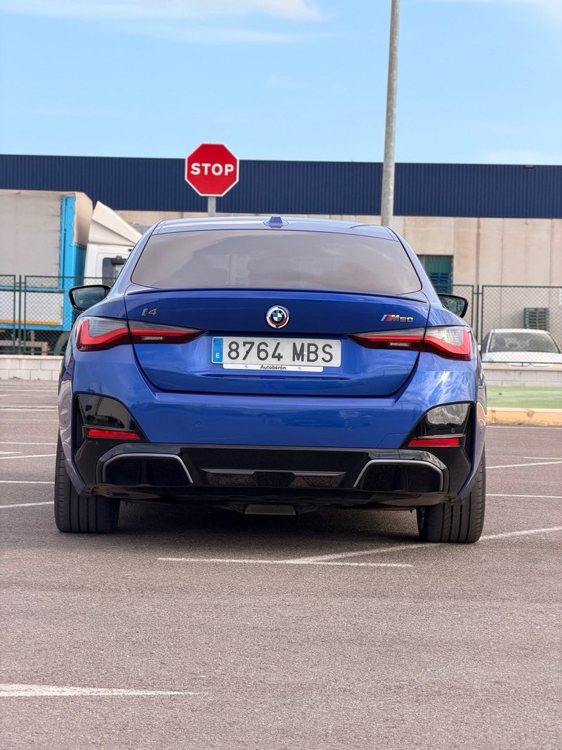 BMW i4 2022, foto 3