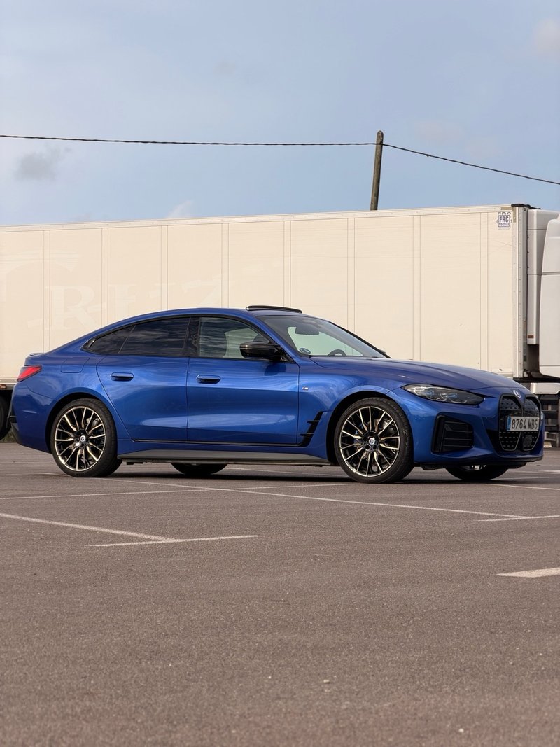 BMW i4 2022, foto 6