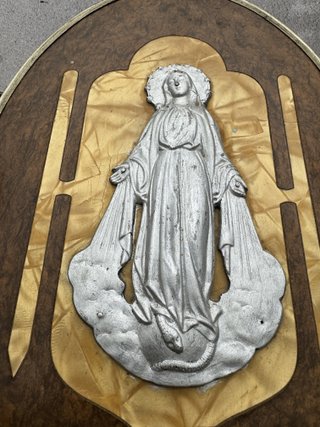 Antiguo panel religioso Virgen María