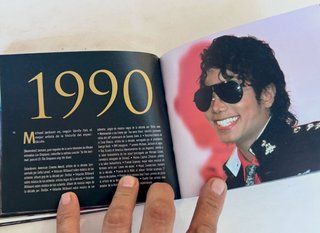 CD PRECINTADO BAD + LIBRO LEGEND,MICHAEL JACKSON
