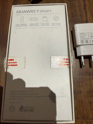 Huawei P Smart 32GB + Cargador y Auriculares