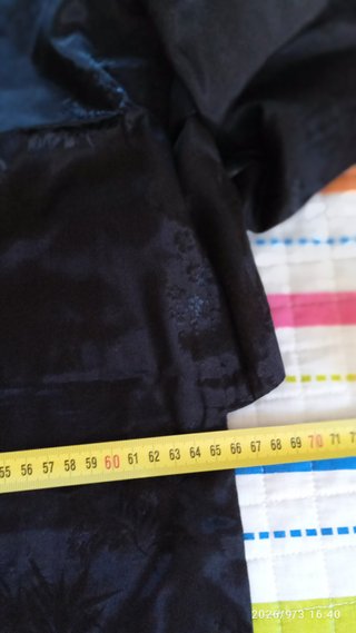 Kimono Unisex Dorado Dragón Negro