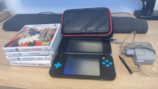 Pack Nintendo 2DS XL con funda y juegos