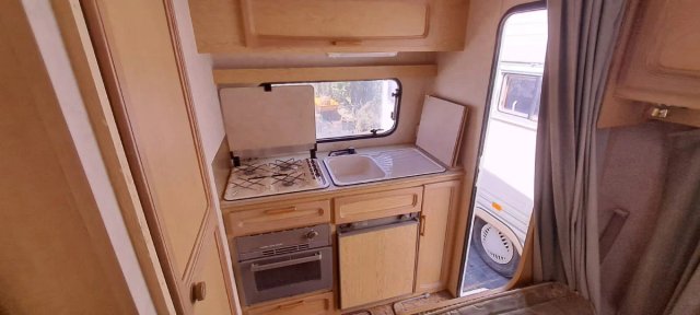 Caravana menos de 750kg con documentación