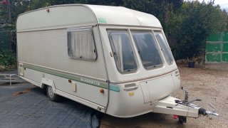 Caravana menos de 750kg con documentación