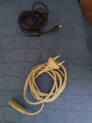 Consola PS3 Slim + Mando + 4 Juegos