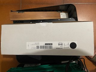 Estante de escritorio negro