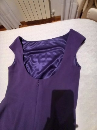 Vestido largo morado para boda