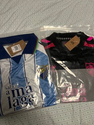 Camisetas Talla L (Negra y Azul)