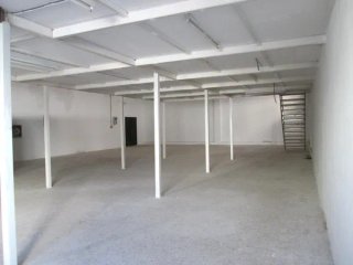 Nave Industrial en Venta. En Barbate.