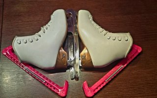 Pattini sul ghiaccio Risport Venus 240 T36