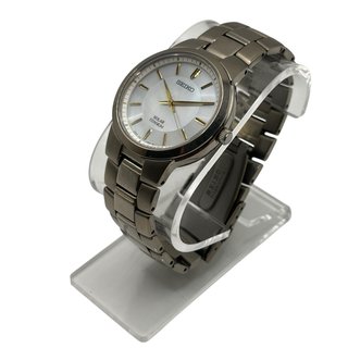 Seiko Solar Titanium V181-0AB0