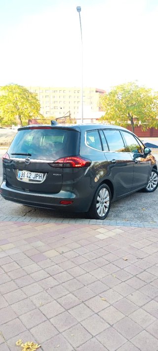 Opel Zafira Tourer 2016