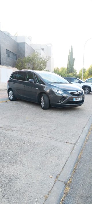 Opel Zafira Tourer 2016