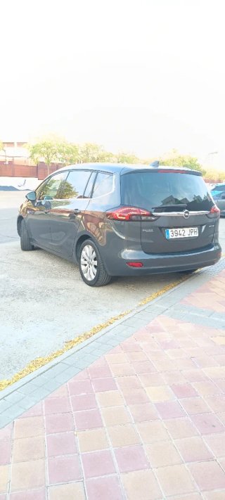 Opel Zafira Tourer 2016