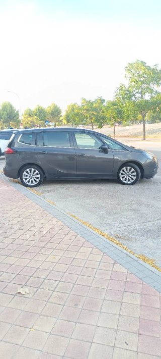 Opel Zafira Tourer 2016