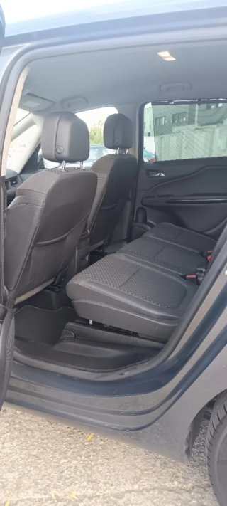 Opel Zafira Tourer 2016