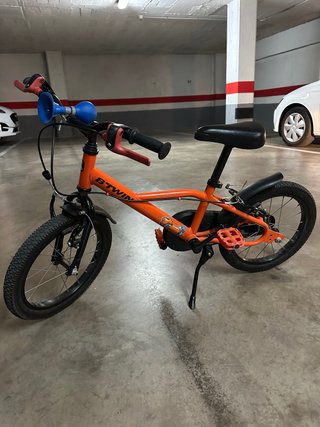 Bicicleta infantil Btwin naranja
