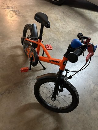 Bicicleta infantil Btwin naranja