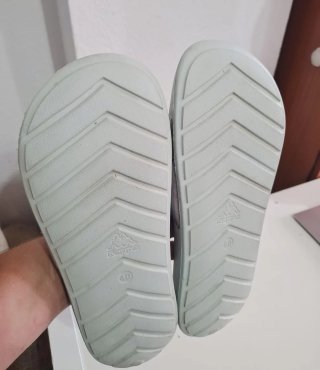 Chanclas Kappa plateadas talla 40