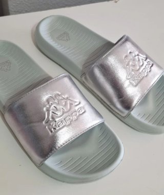 Chanclas Kappa plateadas talla 40