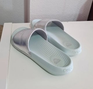 Chanclas Kappa plateadas talla 40