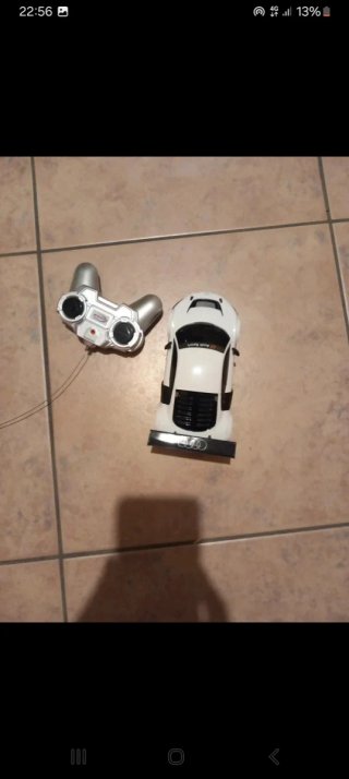 Macchina Audi telecomandata bianca