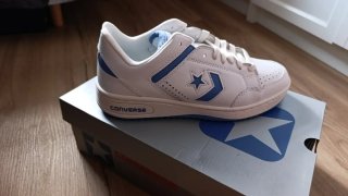Converse Blancas y Azules