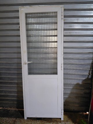 Puerta blanca con cristal 75x205