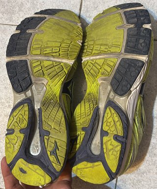 Mizuno Wave Prodigy Uomo N.43 Giallo
