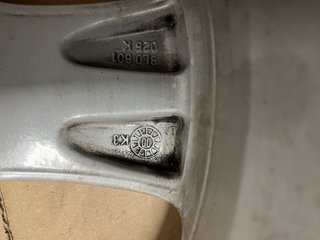 Llanta Audi A3 8L 6K0601025B