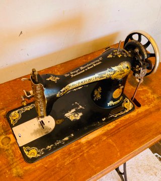 MÁQUINA DE COSER SINGER ORIGINAL